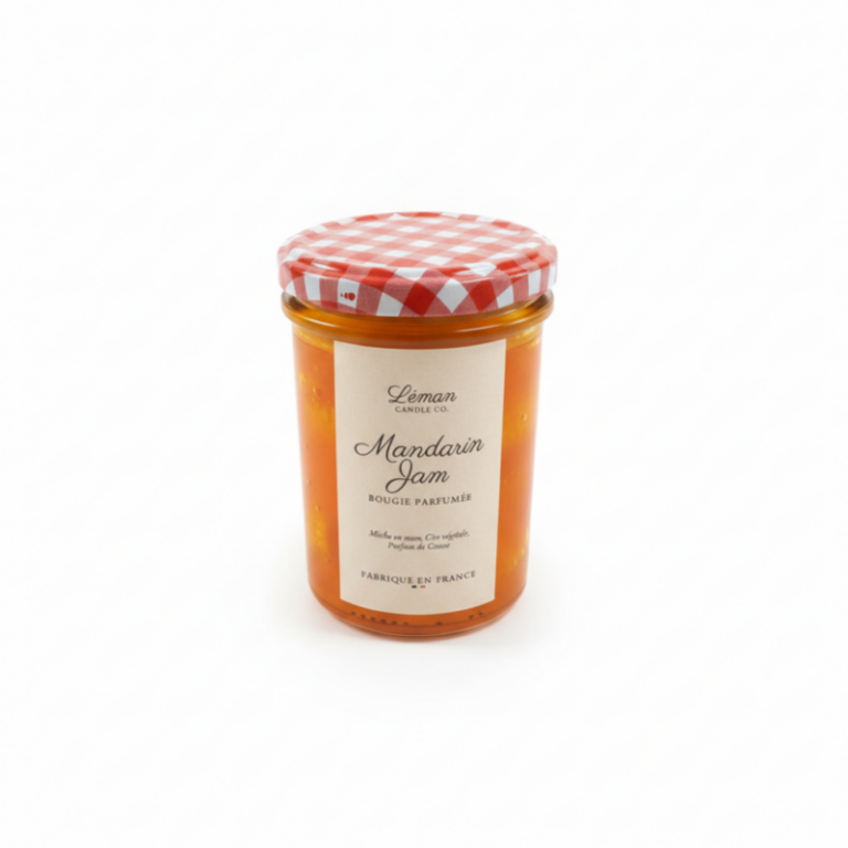 Ručne vyrobená vonná sviečka v sklenenom poháriku s motívom mandarínkového džemu.